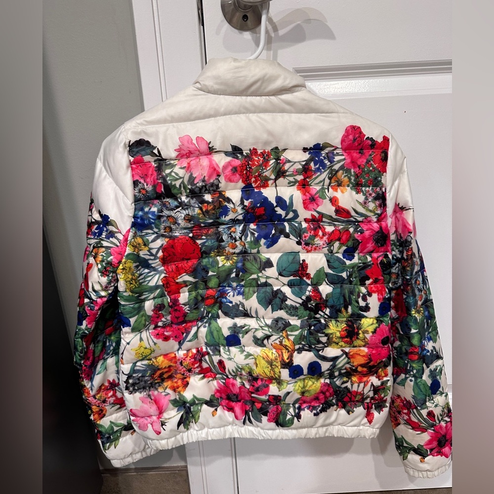 Jacket - Picture 2 of 3
